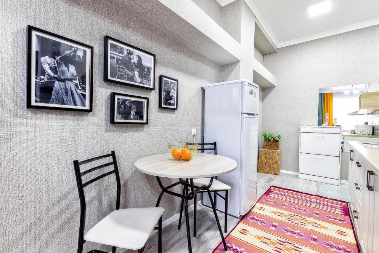Cosy flat in the city center Astana Exteriér fotografie